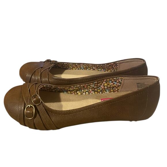 Pop Nelly Womens Ballet Flats 6.5 Brown Faux Leather Closed Toe Slip On Shoes - Picture 9 of 9